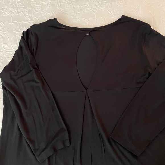 Ideology Key Hole Top (NWT) - Picture 5 of 7